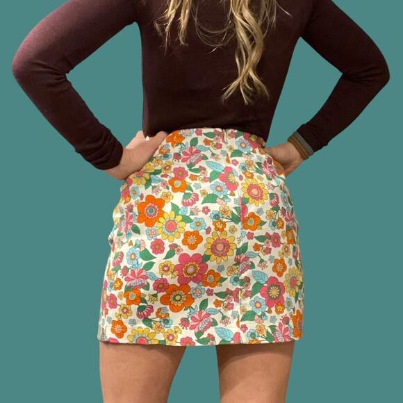 Mod floral mini skirt small - Picture 3 of 14